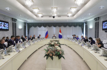 Глава Приморья предложил меры поддержки потребительского рынка