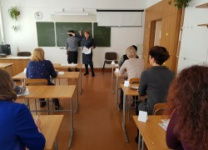 В Арсеньеве рядом с избирательными участками проходят мероприятия в рамках проекта «Школа»