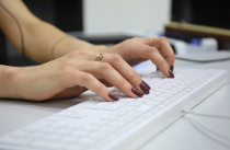 До 20 тысяч рублей к стипендии могут получить студенты приморских вузов от минцифры региона