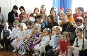 Конкурс чтецов «Мама – главное слово в каждой судьбе» среди воспитанников детских садов города