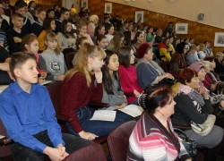 Волонтеры Арсеньева приняли участие в торжественном мероприятии, посвященном Дню добровольца (волонтера) в России