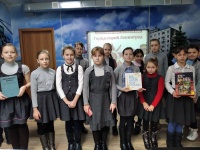 «…Сто двадцать пять блокадных грамм с огнём и кровью пополам» 