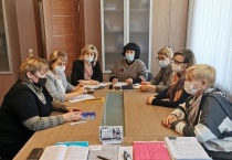 Глава Арсеньевского городского округа Владимир Пивень встретился с представителями Ассоциации приемных семей Приморского края