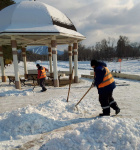 Очистка города от снега и льда продолжается!