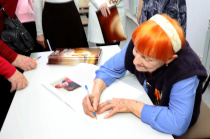 В библиотеке состоялась презентация книги стихов о Великой Отечественной войне «Письмо на фронт»