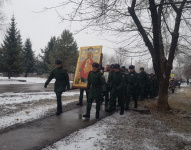 Крестный ход - в поддержку действий Президента России