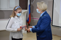 Арсеньевским школьникам вручили паспорта   