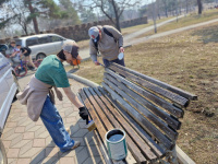 В парках "Аскольд" и "Восток" прошли городские субботники