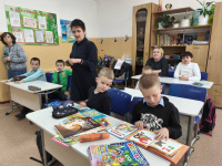 «Доброе сердце – особым детям»: сотрудники детской библиотеки  посетили коррекционную школу