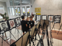 Мультимедийная выставка «Портрет Героя» продолжает свою работу