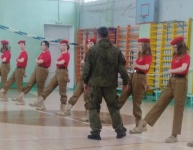 В отрядах «Юнармии» проходят занятия по строевой подготовке