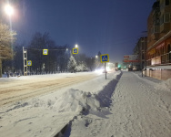 В Арсеньеве продолжается уборка снега