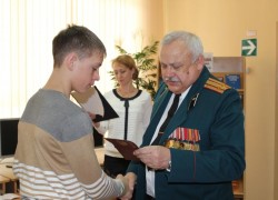 Накануне Дня защитника Отечества в Арсеньеве состоялась торжественная церемония вручения паспортов