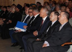 Глава Арсеньевского городского округа А.А.Дронин отчитался перед жителями о проделанной за 2015 год работе
