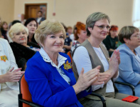 Поздравления – арсеньевским педагогам!