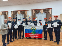 Юные спасатели из школы № 8 показали командный дух на всероссийских соревнованиях! 