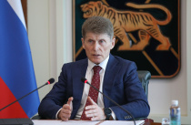 Олег Кожемяко предложил компенсировать стоимость питания в школах из резервных фондов в Приморье