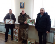 В пункт сбора гуманитарной помощи продолжают поступать посылки в адрес наших защитников