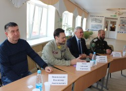 Уроки парламентаризма проходят в эти дни в учреждениях образования Арсеньева